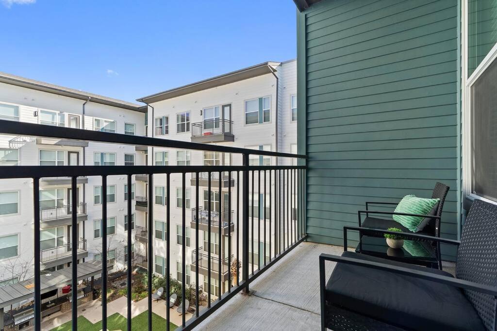 The Emerald Escape Dallas Exterior foto